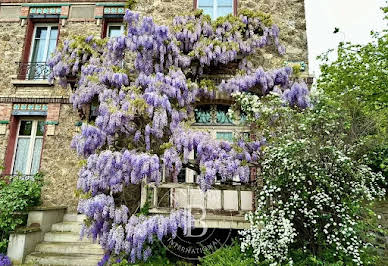 Maison avec jardin 1