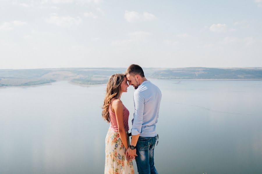 Fotografo di matrimoni Bella Elisichenko (izabella). Foto del 3 settembre 2015