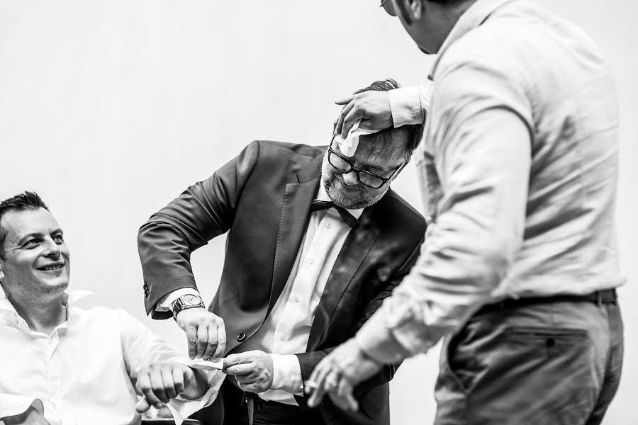 婚礼摄影师Mihai Zaharia（zaharia）。2018 9月12日的照片