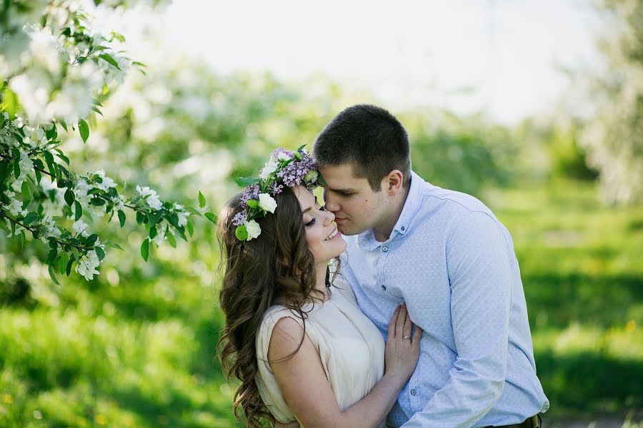 Fotógrafo de casamento Eduard Smirnov (eduardsmirnov). Foto de 13 de junho 2016