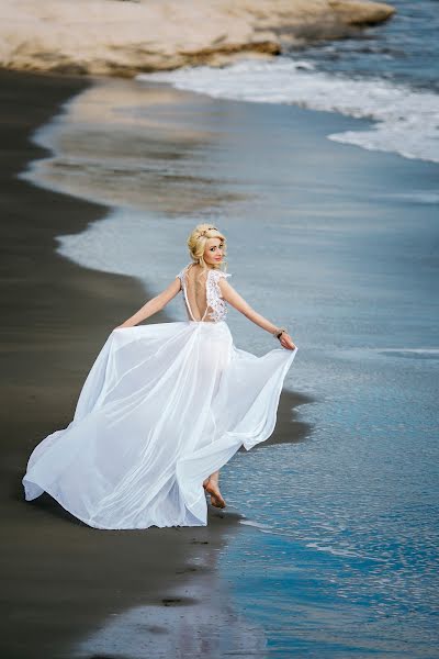 Fotografo di matrimoni Olesia Ghohabi (olesiagh). Foto del 17 aprile 2019