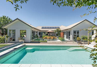 Maison avec piscine et jardin 2