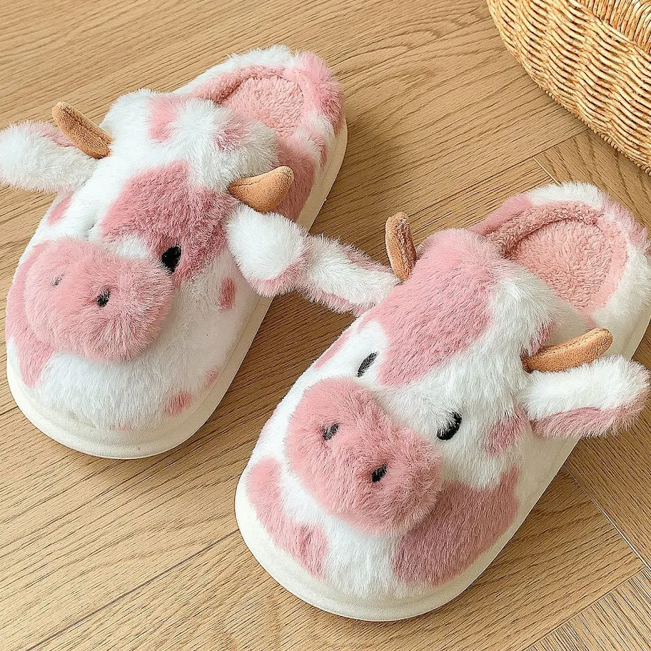Cute Cartoon Cow Plush Slippers Winter Warm Indoor Bedroom Floor Fuzzy Slipper Couple Non-slip House Shoes. Cozy and com