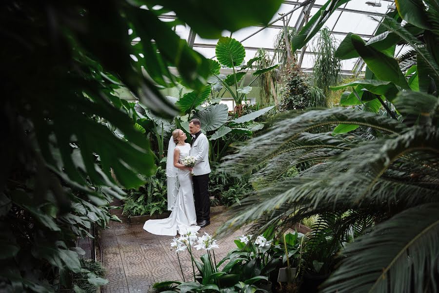 Wedding photographer Artem Smirnov (artyomsmirnov). Photo of 24 June 2021