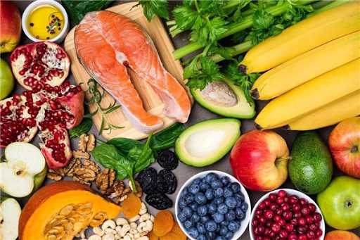 Best Way To Lose Weight Quickly At The Gym: ed rie le in hnds concet of diet vector cli...