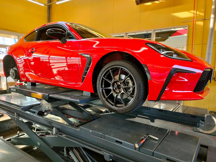 GR86のホイール交換・GRガレージネッツシュポルト千葉・TC-105X・偶然の出会いに感謝に関するカスタム事例の投稿画像10枚目