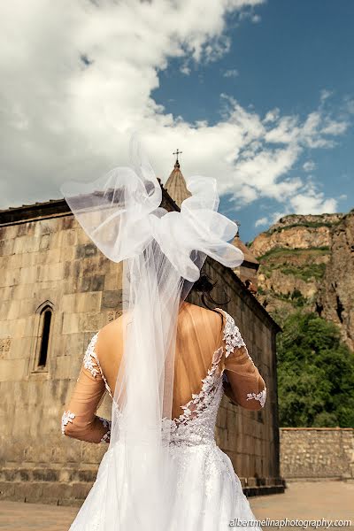 Fotografo di matrimoni Melina Pogosyan (melinapoghosyan). Foto del 7 agosto 2018