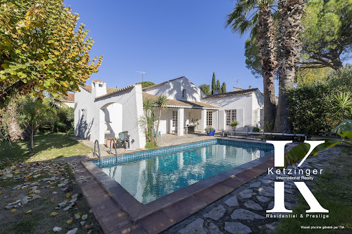 Maison avec piscine et jardin 1