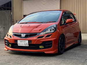 フィット Ge8のイエローフォグに関するカスタム ドレスアップ情報 12件 車のカスタム情報はcartune