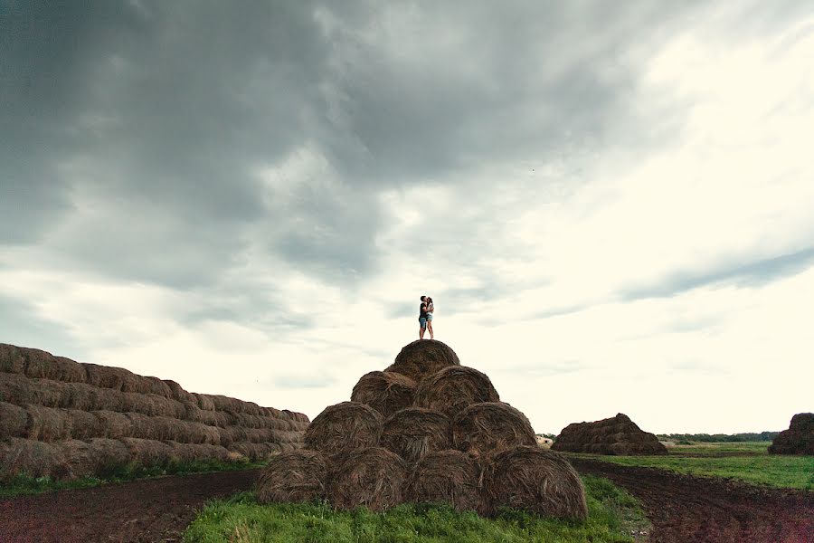 Fotógrafo de bodas Yuriy Emelyanov (kedr). Foto del 31 de agosto 2014