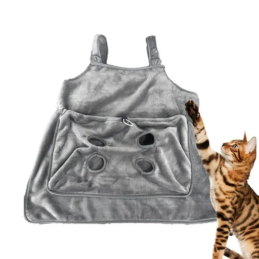 Cat Carrier Apron Pouch Warm Cat Sleeping Chest Bag Coral Fleece Cat Sling Carrier Chest Apron Adjustable Pocket