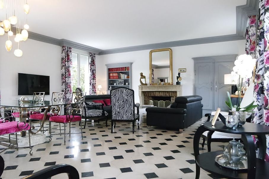 Vente maison 5 pièces 188.2 m² à Saint-Florent-sur-Cher (18400), 374 900 €