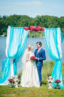 Fotógrafo de casamento Marina Zenkina (marinazenkina). Foto de 13 de março 2016