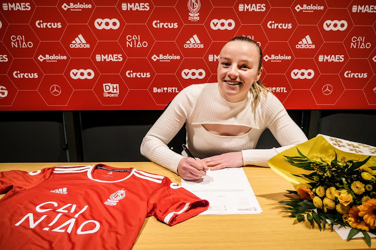 Officiel: Zoë Van Eynde prolonge au Standard Femina