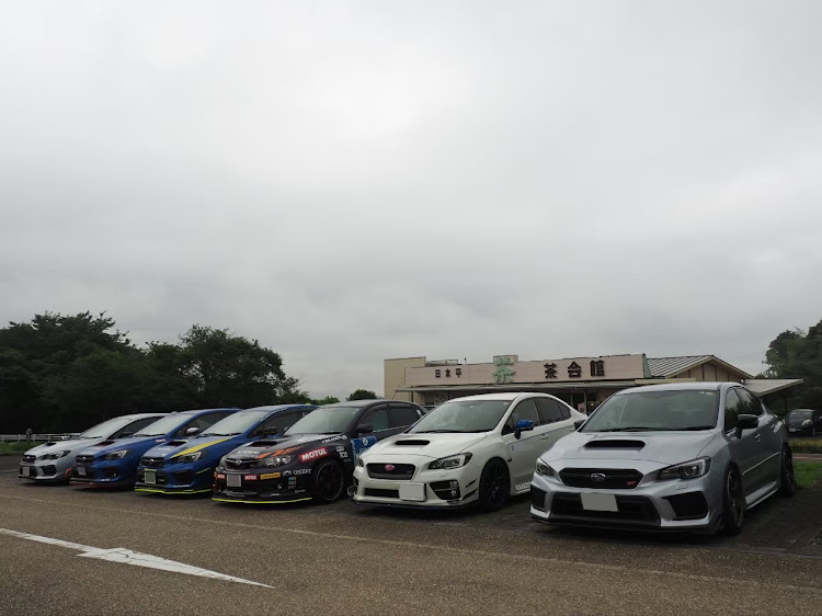 WRX STIの収穫祭・回転寿司・昨年の静岡に関するカスタム事例の投稿画像7枚目
