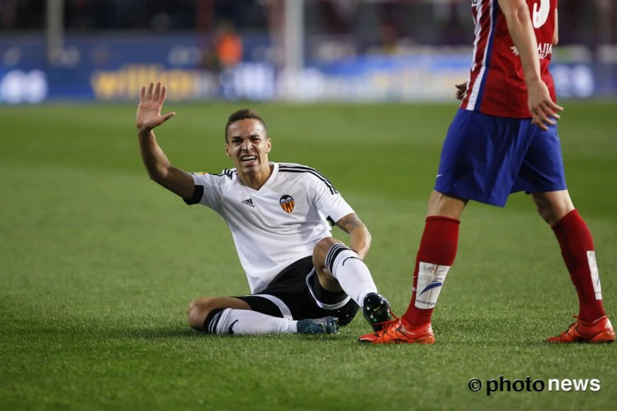 'Valencia-spelers dreigen met opstand als bestuur Rodrigo laat vertrekken naar Barcelona' 