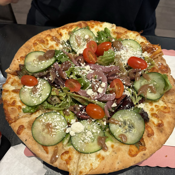 salad pizza