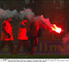 Des stewards "participent au passage de pétards dans le stade"