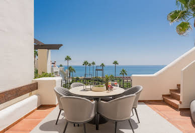 Apartment with terrace and pool 2