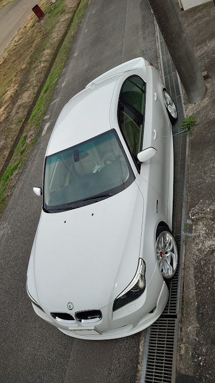 5シリーズ セダンのカーオーディオ紹介・E60・ポンコツ レーシング・モノクロ祭り便乗・DIYに関するカスタム事例の投稿画像12枚目