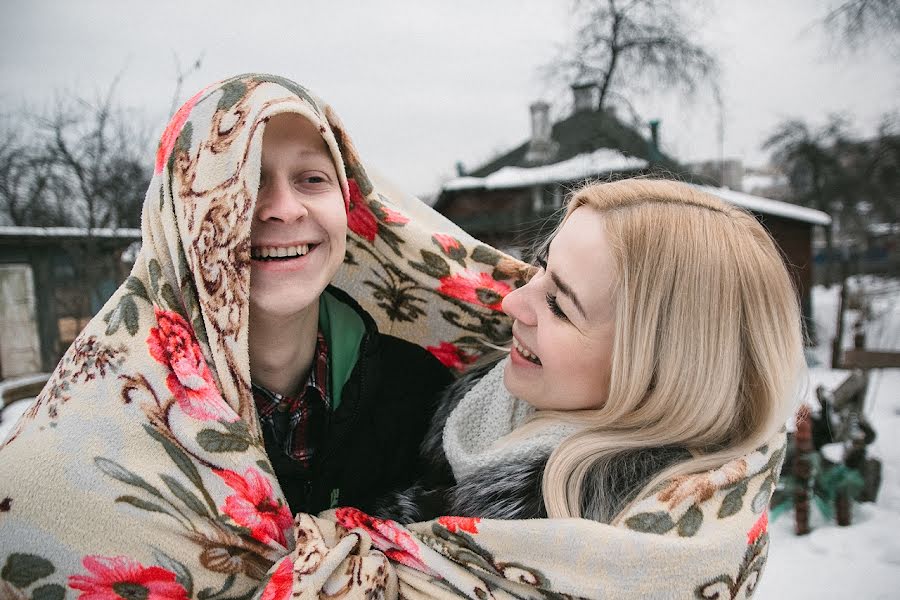 Fotógrafo de casamento Dmitriy Gusalov (dimagusalov). Foto de 8 de fevereiro 2017