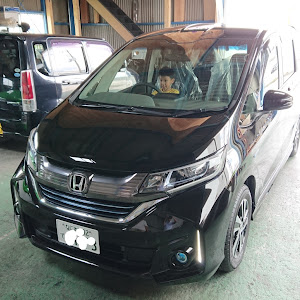 フリード GB7