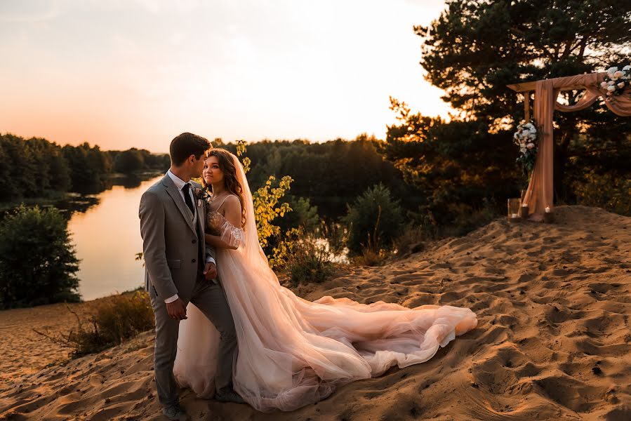 Fotógrafo de casamento Margarita Biryukova (msugar). Foto de 8 de fevereiro 2019