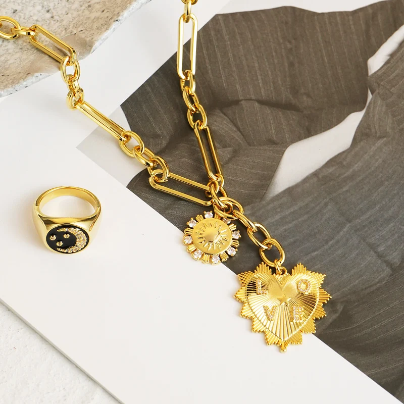 Elegante Damesketting, Eenvoudige Stijl, Trui Ketting, Echt Verguld, Voor Sleutelbeen, Chique en Luxe Uitstraling, Subtiele Verfijning