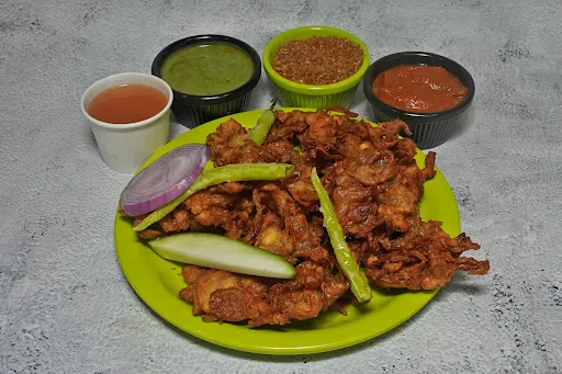 Crispy Onion Pakoda