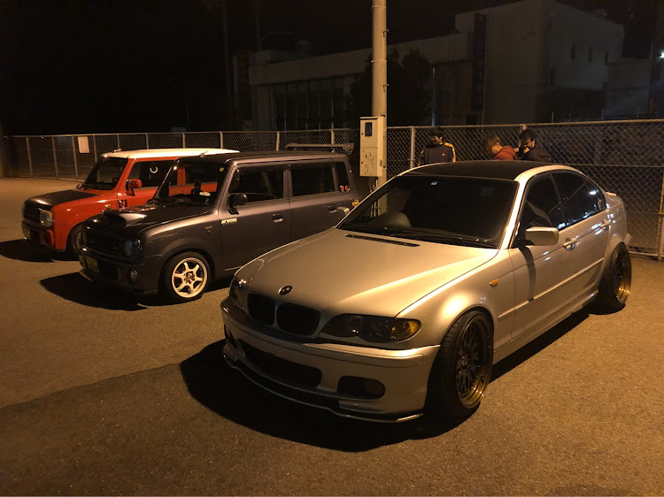 ヨシクマ🇺🇸🍍さんが投稿したラパン・油代3000円w・埠頭は1000円・埠頭コーヒー会・HUMMER H2に関するカスタム事例の投稿画像1枚目
