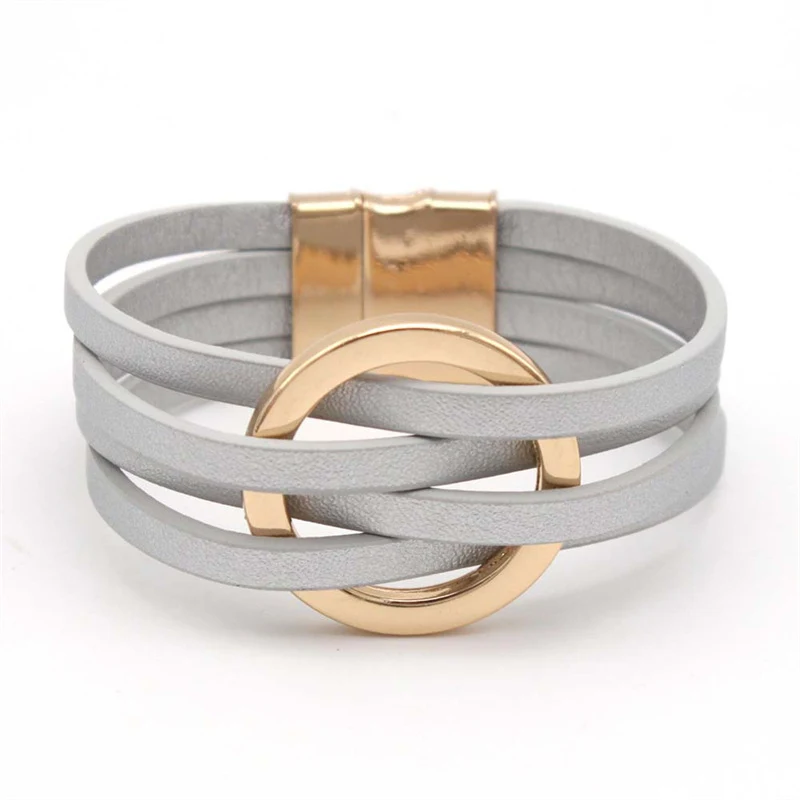 Bracelet femme cuir croisé anneau métal large manchette multicouche fermeture magnétique, bijou poignet chic et tendance pour femmes.