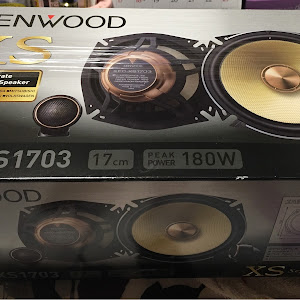 ノア ZWR80W