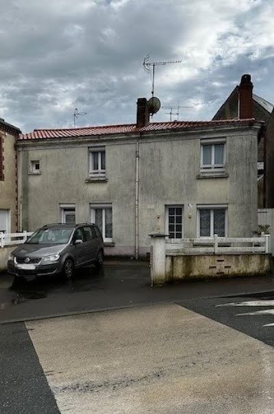 Vente maison 5 pièces 121 m² à Chaudron-en-Mauges (49110), 143 000 €