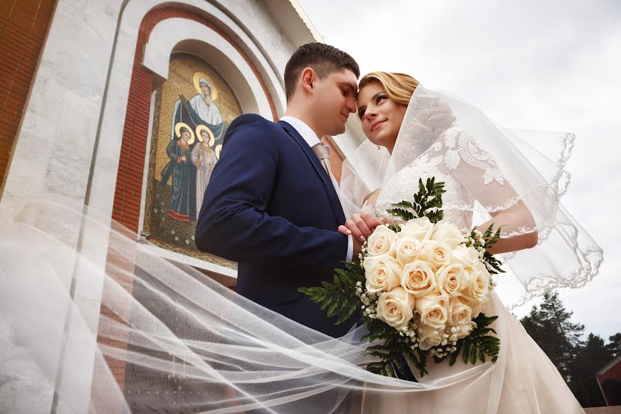 Fotógrafo de casamento Sergey Malandiy (grigori4). Foto de 1 de junho 2017