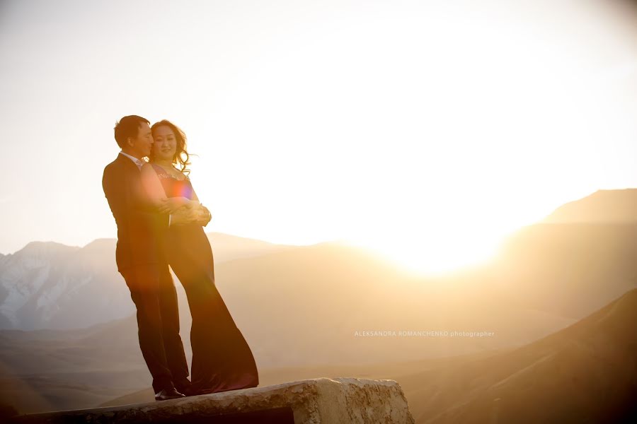 結婚式の写真家Aleksandra Romanchenko (photo2012)。2017 11月16日の写真