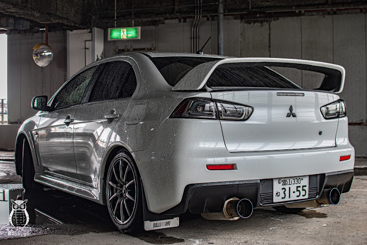 ランサーエボリューションのメガーヌRS・タイヤ交換したい・やりたいこといっぱいに関するカスタム事例の投稿画像4枚目