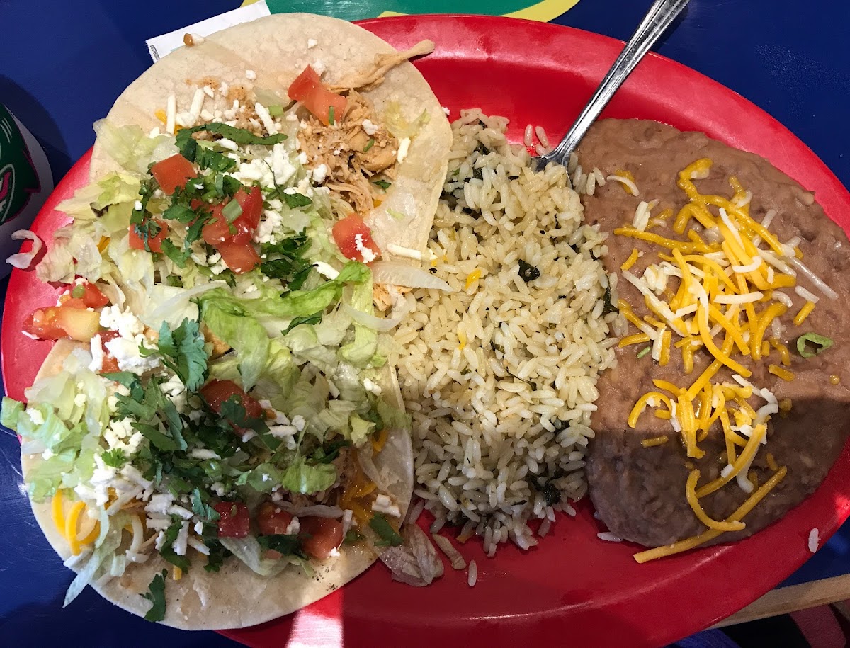 Taco Plate with shredded chicken.