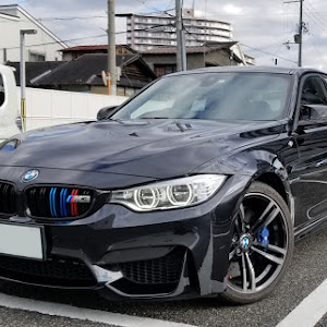 M3 セダン