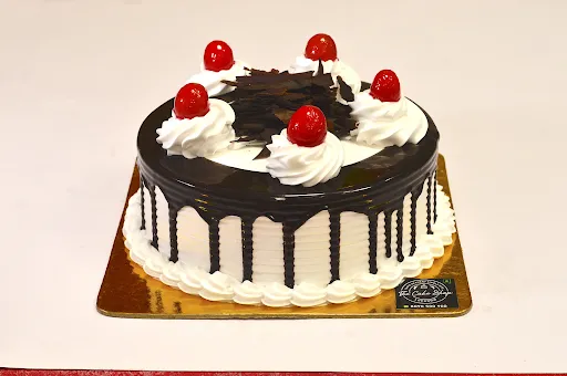 Eggless Classic Black Forest