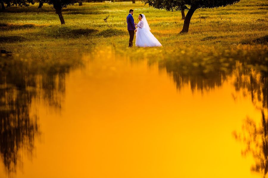 Fotografo di matrimoni George Stan (georgestan). Foto del 24 settembre 2016