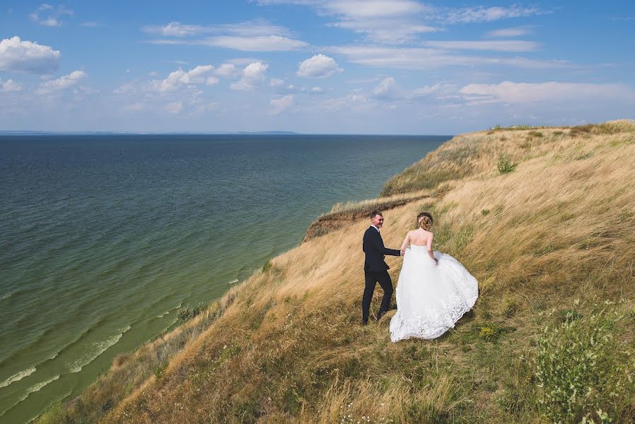 Pulmafotograaf Vadim Blagodarnyy (vadimblagodarny). Foto tehtud 2 detsember 2017