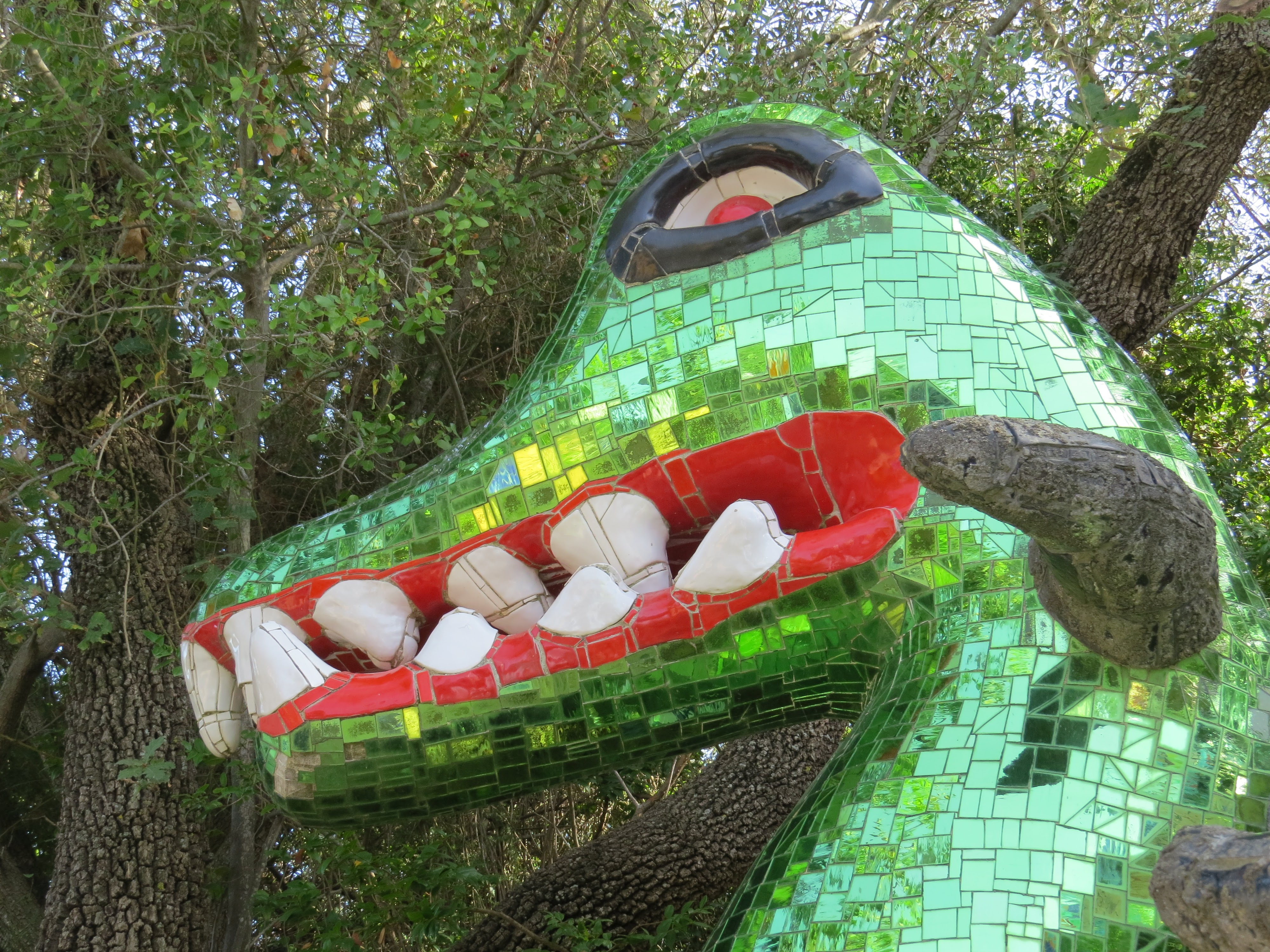 Niki de Saint Phalle, La Forza (particolare), Giardino dei Tarocchi, Capalbio