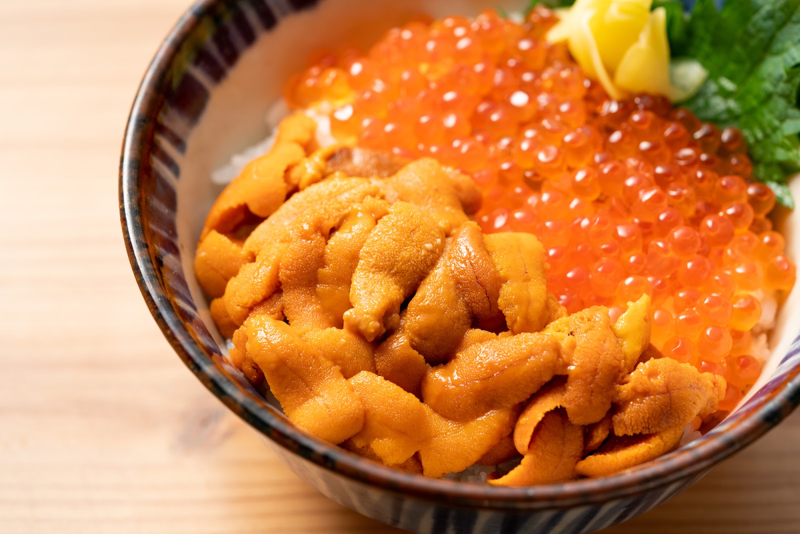 北海道の海の幸を全力で楽しむなら「海鮮丼」