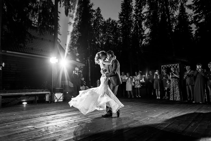 Fotógrafo de casamento Nikolay Ovcharov (ovcharov). Foto de 13 de julho 2017