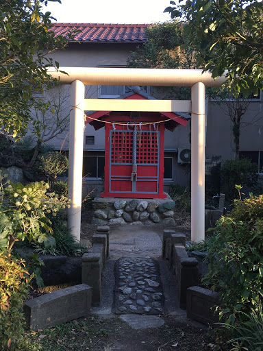 巌嶋神社