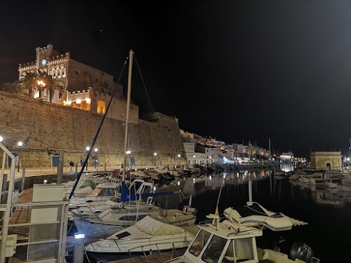 Contrastes en Menorca, calas del sur y norte. Mitjana, Mitjaneta y Morell - Escapada corta a Menorca en tiempos de coronavirus. Septiembre 2020 (34)