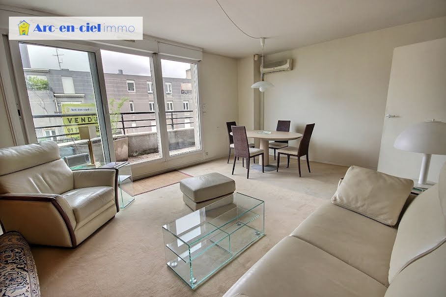 Vente appartement 2 pièces 57 m² à Paris 18ème (75018), 520 000 €