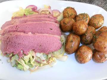 Corned Beef with Cabbage and Potatoes