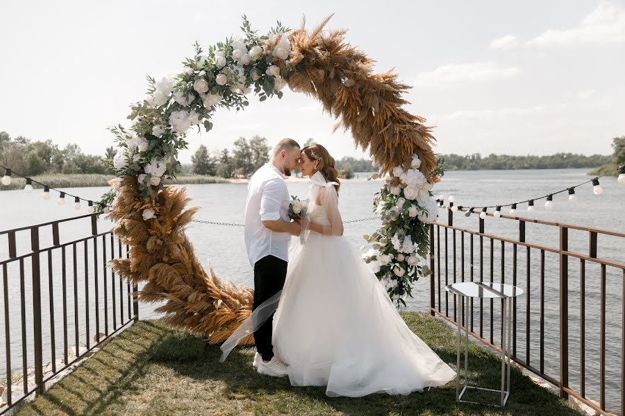 Wedding photographer Nikolay Parovyshnik (danagan). Photo of 21 June 2021