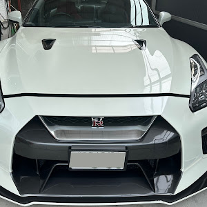 NISSAN GT-R R35